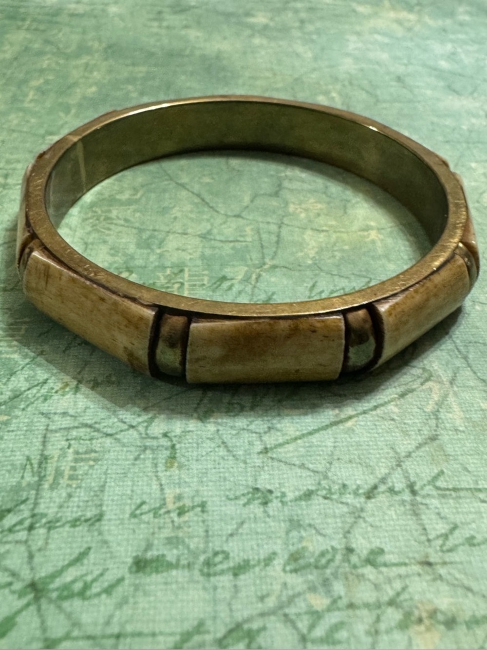 VINTAGE 90s FAUX BAMBOO BANGLE BRACELET